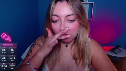 Snapshot of miaawild chatting on December 8, 2024, 11:24 am Andrea online show from December 8, 2024, 11:24 am