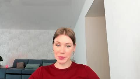 Snapshot of miababy14 chatting on May 5, 2026, 4:31 am Mia online show from May 5, 2026, 4:31 am