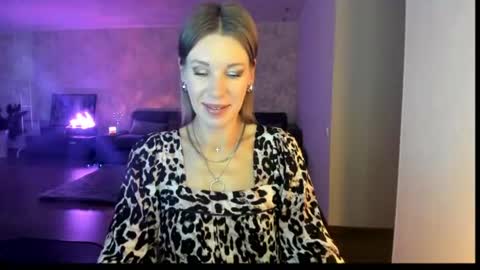 Snapshot of miababy14 chatting on July 28, 2026, 11:17 am Mia online show from July 28, 2026, 11:17 am