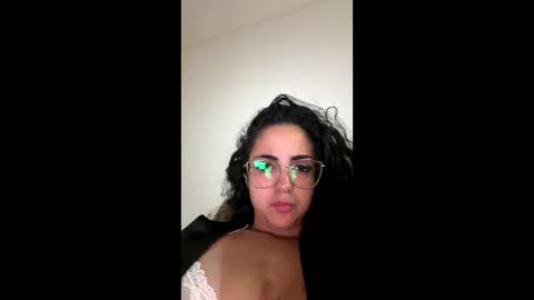 Snapshot of miacaliente777 chatting on June 1, 2026, 12:45 am miacaliente777 online show from June 1, 2026, 12:45 am