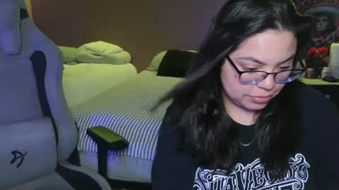 Snapshot of miacanela_xo chatting on October 1, 2025, 2:50 am Mia online show from October 1, 2025, 2:50 am