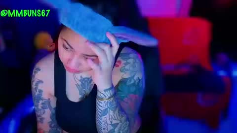 Snapshot of miacanela_xo chatting on October 16, 2025, 12:11 am Mia online show from October 16, 2025, 12:11 am