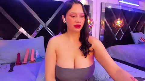 Mia online show from February 14, 2026, 1:46 am