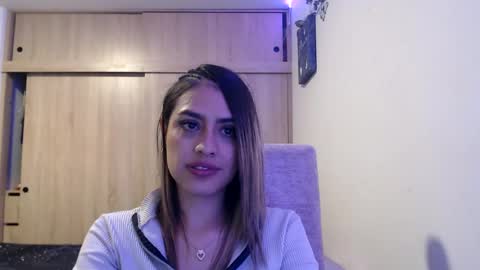 Snapshot of miacollings1 chatting on June 21, 2026, 12:46 am Miia online show from June 21, 2026, 12:46 am