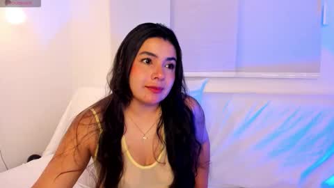 IG Yojanagomez  online show from March 26, 2026, 11:05 am