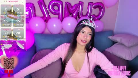 Snapshot of miadlucca chatting on February 6, 2025, 11:04 pm Mia online show from February 6, 2025, 11:04 pm