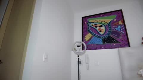 Mia online show from February 21, 2025, 11:10 pm