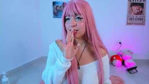 Mia Engels  online show from October 2, 2025, 11:12 pm