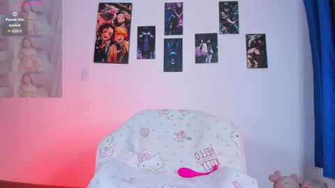 Snapshot of miaengels_ chatting on July 15, 2026, 12:16 am Mia Engels online show from July 15, 2026, 12:16 am