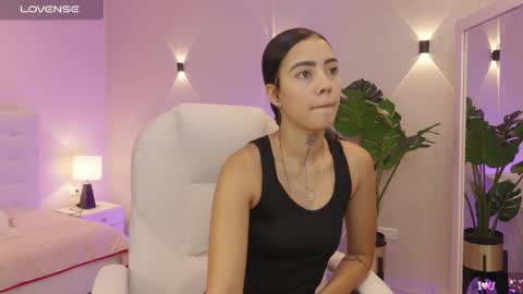 Mia Gomez online show from October 11, 2025, 1:42 pm