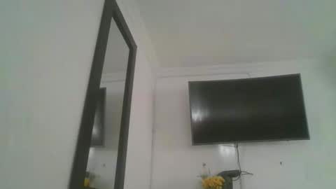 miagomezx online show from March 15, 2026, 1:50 pm