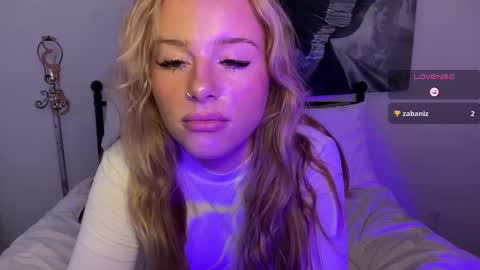 Mia Harper online show from February 28, 2025, 11:12 pm