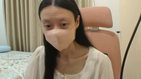 miahchan68 online show from April 1, 2026, 2:36 pm