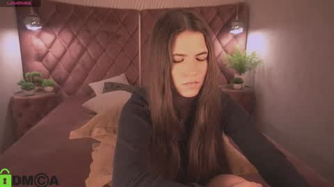 Mia online show from January 26, 2025, 9:29 am