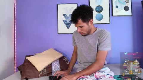 Mia online show from February 21, 2025, 7:10 pm