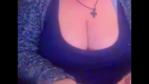 Snapshot of miamimistress chatting on February 22, 2025, 10:20 pm maya online show from February 22, 2025, 10:20 pm