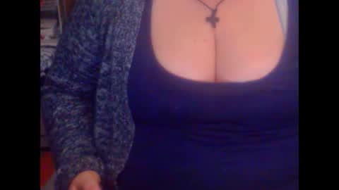 Snapshot of miamimistress chatting on March 5, 2025, 8:21 am maya online show from March 5, 2025, 8:21 am