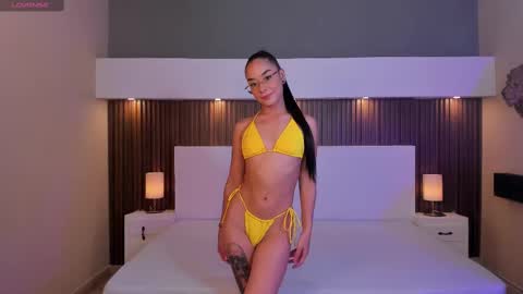 MiaMonroe online show from September 20, 2025, 9:05 pm
