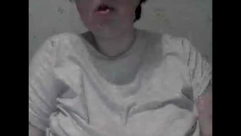 Snapshot of miamooreh chatting on December 5, 2025, 4:47 pm miamooreh online show from December 5, 2025, 4:47 pm