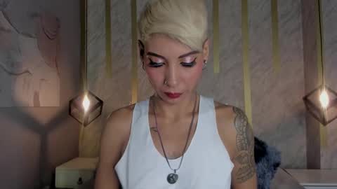 Mia Morgann online show from December 29, 2024, 8:37 pm