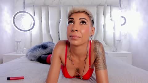 Mia Morgann online show from March 5, 2025, 4:13 pm