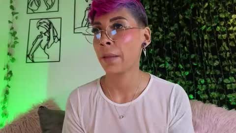 Mia Morgann online show from October 29, 2025, 2:41 pm