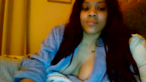 MiaMuffn online show from January 12, 2026, 11:32 pm