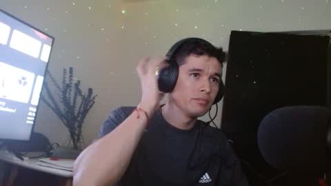 miaou_miaou online show from January 9, 2025, 8:33 pm