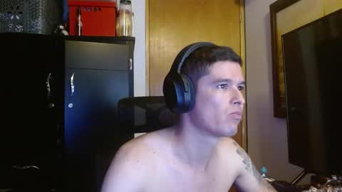 miaou_miaou online show from March 5, 2025, 1:42 am