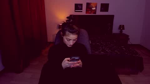 Snapshot of miapaw chatting on January 25, 2025, 9:35 pm Mia online show from January 25, 2025, 9:35 pm