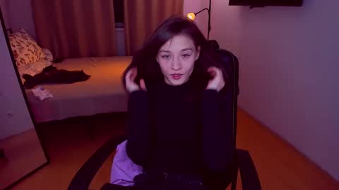 Snapshot of miapaw chatting on February 6, 2025, 11:15 pm Mia online show from February 6, 2025, 11:15 pm