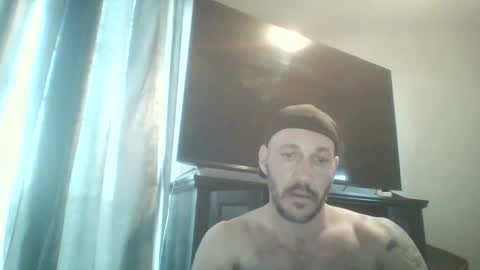 miaqueennpetedaddy online show from April 23, 2026, 10:14 am