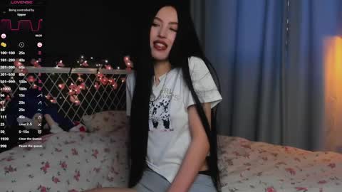 Snapshot of miarielle chatting on June 6, 2026, 4:44 pm Liz online show from June 6, 2026, 4:44 pm