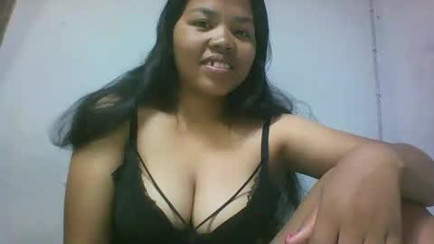 Snapshot of miarii chatting on March 7, 2026, 5:26 am miarii online show from March 7, 2026, 5:26 am