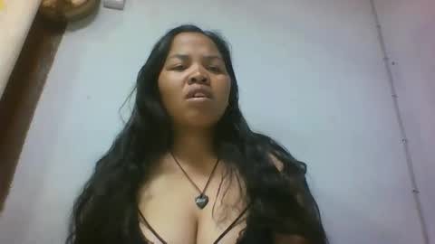 Snapshot of miarii chatting on March 8, 2026, 5:22 am miarii online show from March 8, 2026, 5:22 am