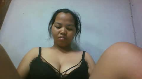 Snapshot of miarii chatting on March 12, 2026, 8:09 am miarii online show from March 12, 2026, 8:09 am