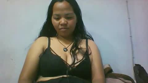 Snapshot of miarii chatting on March 15, 2026, 6:19 am miarii online show from March 15, 2026, 6:19 am