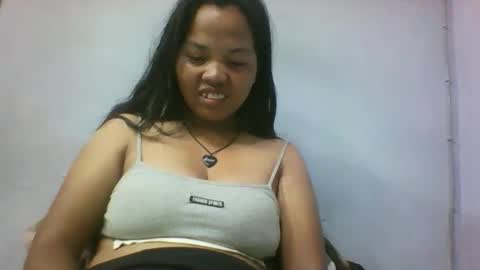 Snapshot of miarii chatting on March 17, 2026, 5:55 am miarii online show from March 17, 2026, 5:55 am