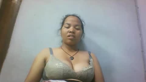 Snapshot of miarii chatting on March 24, 2026, 5:40 pm miarii online show from March 24, 2026, 5:40 pm