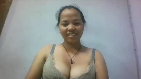 Snapshot of miarii chatting on April 2, 2026, 7:28 am miarii online show from April 2, 2026, 7:28 am