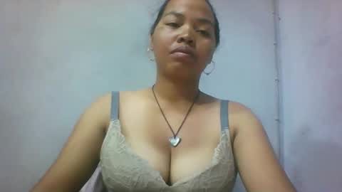 Snapshot of miarii chatting on April 15, 2026, 7:59 am miarii online show from April 15, 2026, 7:59 am