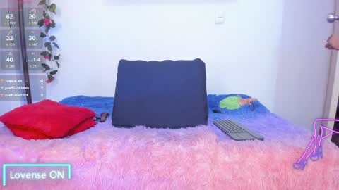 Mia Milf online show from March 27, 2026, 8:26 am