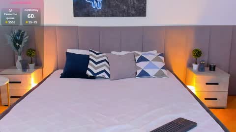 miarommano online show from January 24, 2025, 8:34 am