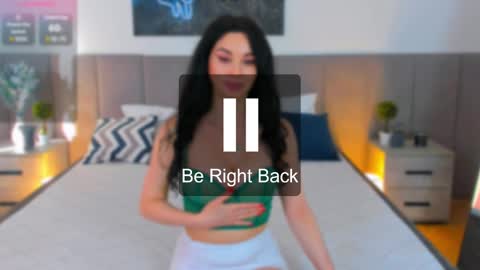 miarommano online show from February 11, 2025, 12:48 pm