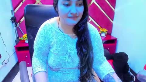 Snapshot of miarous69 chatting on February 13, 2026, 6:20 am MiaRouse online show from February 13, 2026, 6:20 am