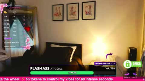 miasiren online show from April 16, 2026, 8:31 pm