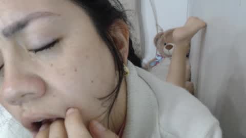 Snapshot of miaslim chatting on March 2, 2026, 12:34 pm Alejandra Marin get alejandras whatsapp for life for 200 tkns online show from March 2, 2026, 12:34 pm