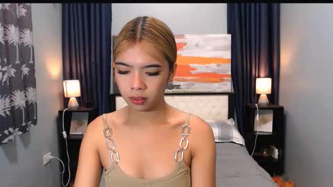 Snapshot of miasmith09 chatting on February 2, 2026, 12:09 am Pau and jence online show from February 2, 2026, 12:09 am