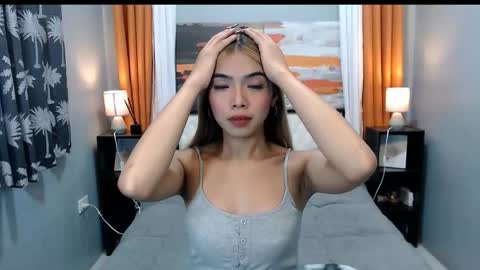 Snapshot of miasmith09 chatting on February 7, 2026, 2:04 am Pau and jence online show from February 7, 2026, 2:04 am