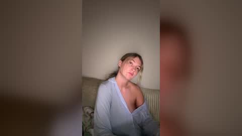 Snapshot of miasmith_001 chatting on June 23, 2026, 12:19 am miasmith_001 online show from June 23, 2026, 12:19 am